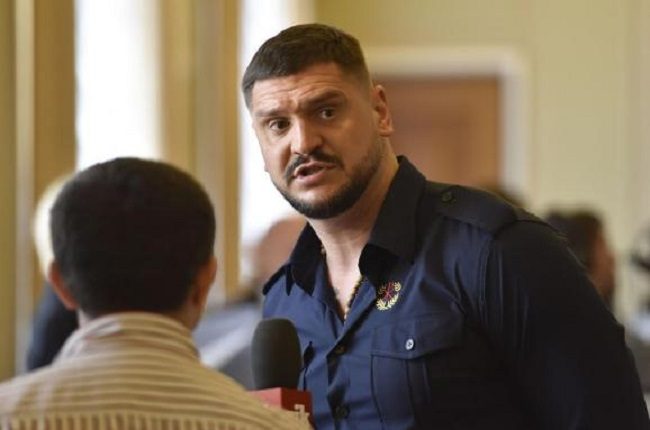 Губернатор-грамотей Савченко за год получил 38 млн дохода