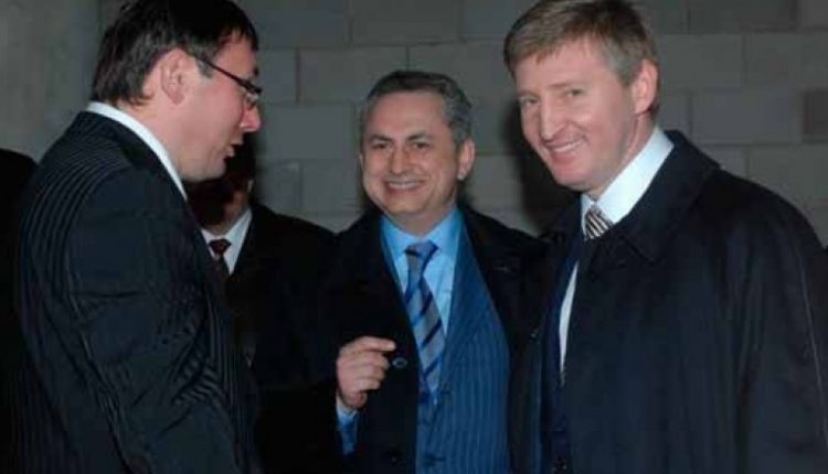 Александр Дубинский: «Луценко собирает показания на Курченко для Ахметова»
