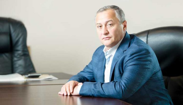 Нардеп Бобов перечислил в госбюджет 38 млн, хоть и не согласен с этим