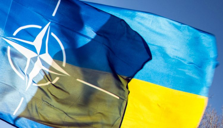 Юрий Романенко: «НАТО остаётся только молиться»