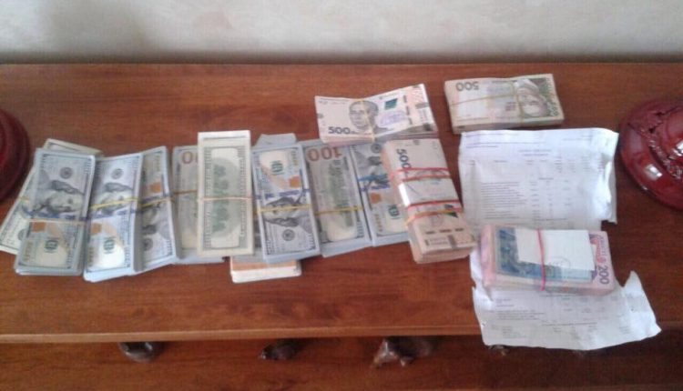 СБУ проводит обыски в Херсонском горсовете