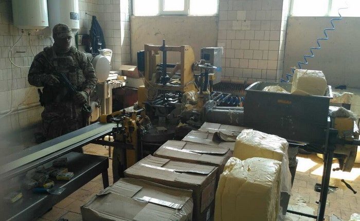 Разоблачена фирма, поставлявшая фальсификат сливочного масла в детсады и больницы