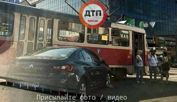 «Депутатское» ДТП в Киеве произошло на «заколдованном» месте