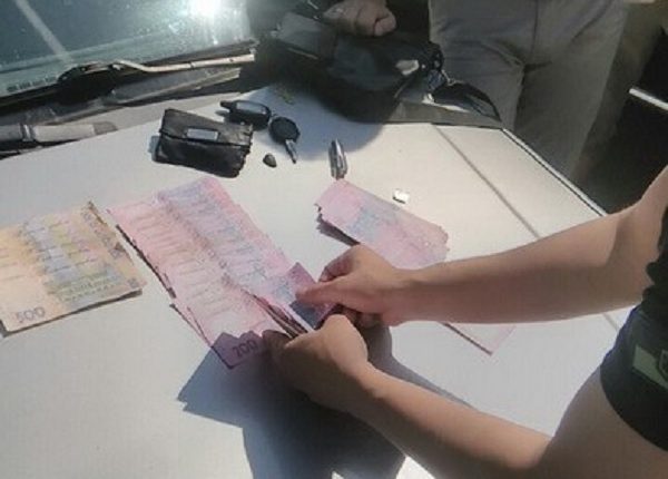 В Черкассах сотрудник СБУ «погорел» на взятке