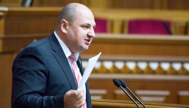 На экраны Рады вышел фильм о коррупции Розенблата