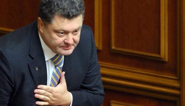 Иностранные делегации снесли Порошенко яйцо и еще 283 подарка