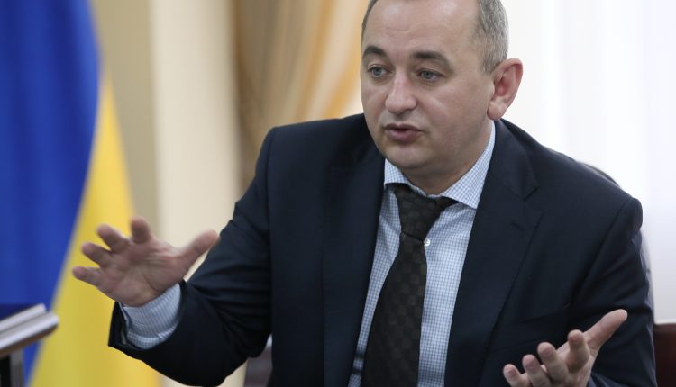 Матиос, полиграф и восемь конвертов
