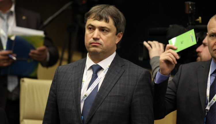 Вице-президента ФФУ Костюченко обвинили в использовании поддельного диплома