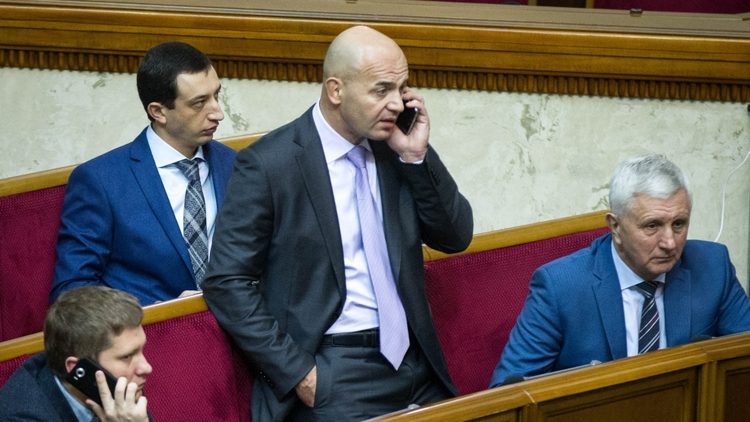 Кононенко рассказал, о чем договариваются БПП и «Народный фронт»