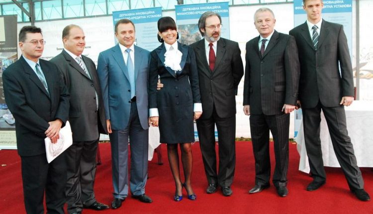Кто владеет ключевым посредником на угольном рынке