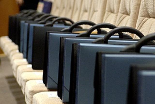 В Кабмине хотят перевыполнить «план» по сокращению чиновников