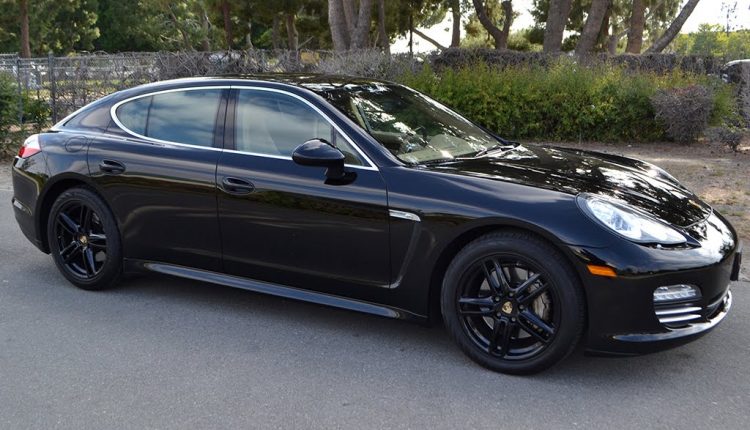 Главврача больницы на Киевщине НАПК проверит из-за Porsche Panamera