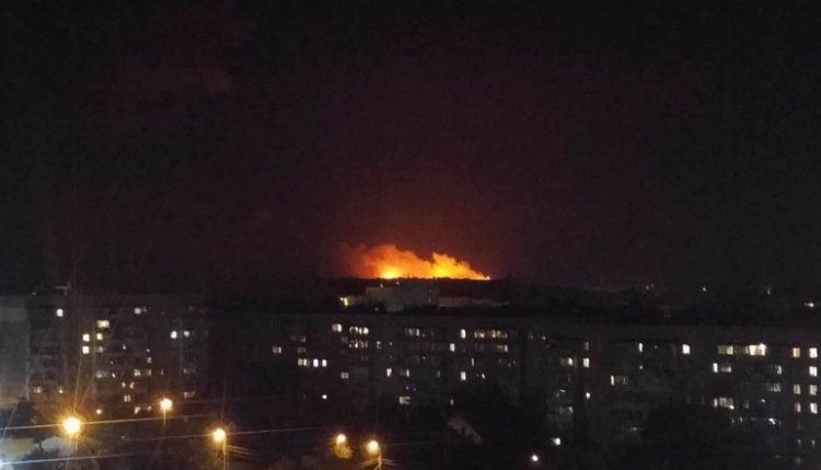 Стали известны подробности масштабного пожара на складах боеприпасов в Калиновке