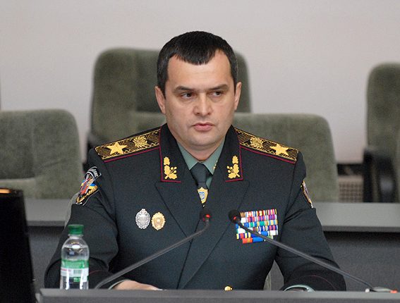 Суд арестовал имущество и средства экс-главы МВД