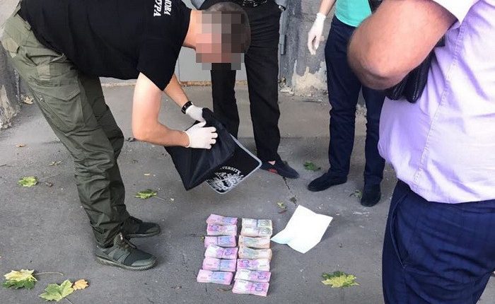 В Харькове завкафедрой вуза вымогал у коллеги 380 тысяч