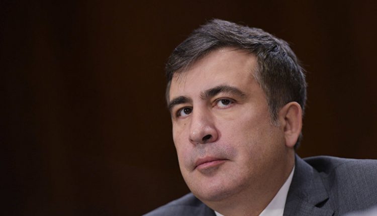 Саакашвили попросил политического убежища в Украине