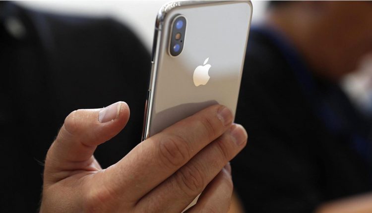 Стало известно, сколько будет стоить iPhone Х в Украине