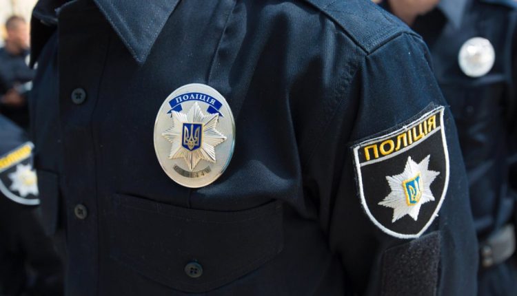 Полицейскому подарили $ 26 тысяч
