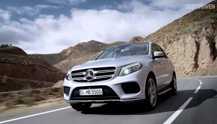 Работнику прокуратуры подарили 1,7 млн на покупку внедорожника Mercedes