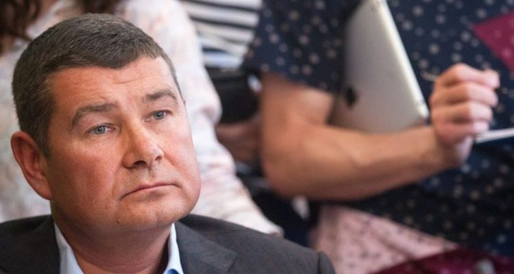 «Мазохист» Онищенко признался, что он спасает Порошенко от импичмента