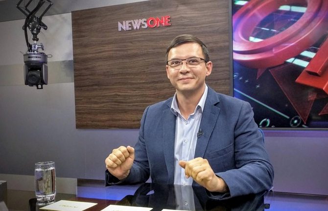 От телеканала Мураева требуют «ответить за базар» его владельца