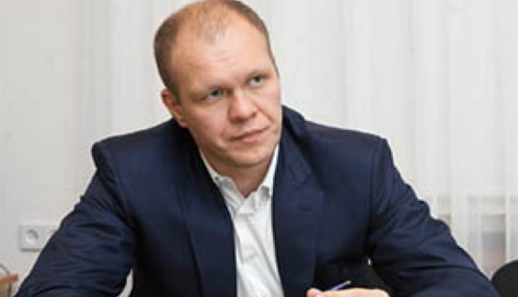 Нардепу Дзензерскому запретили выезжать за кордон из-за долга