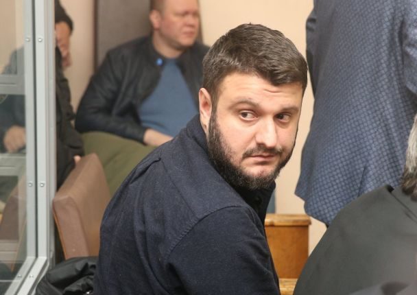 Суд разрешил Авакову-младшему снять браслет