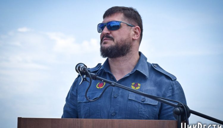 Губернатора Алексея Савченко обвиняют в давлении на СМИ
