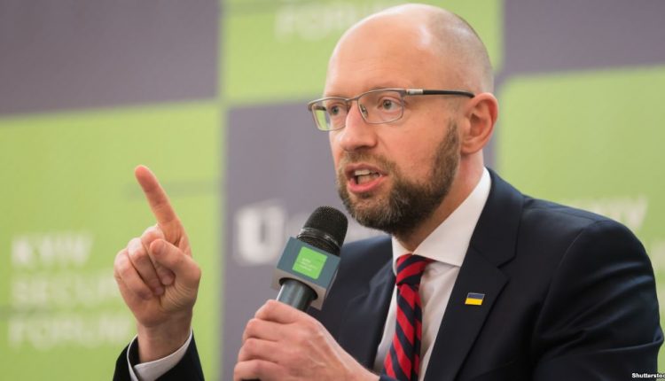 Яценюк продал свою долю телеканала Еspreso за $ 1,4 млн