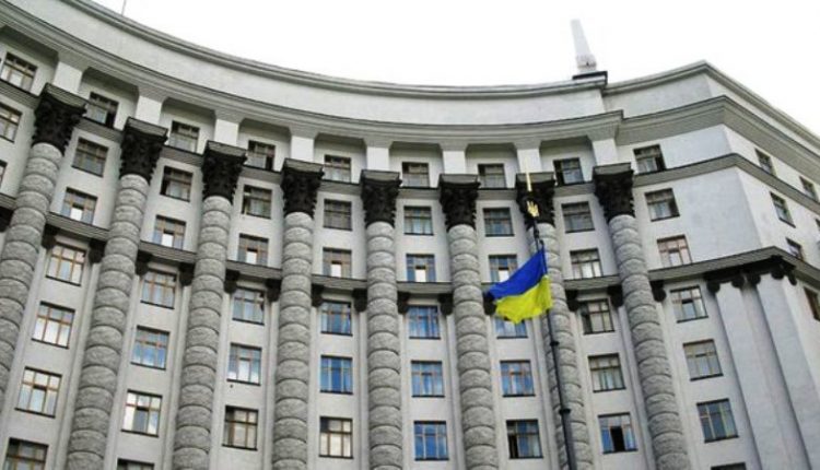 Кабмин хочет заставить единщиков установить платежные терминалы