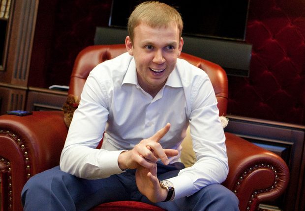 Суд «передумал» арестовывать беглого младоолигарха Курченко