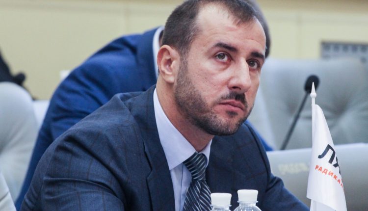 Нардеп Рыбалка пытался отсудить недвижимость у бывшей супруги