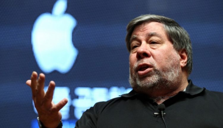У соучредителя Apple украли биткоины на $74 тысячи