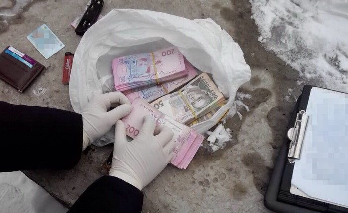 Заместитель мэра требовал «откат» в 135 тысяч гривен за ремонт больницы