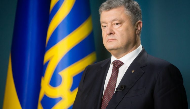 Порошенко за девять с половиной месяцев дозрел до пресс-конференции