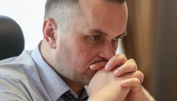 В аквариуме Холодницкого обнаружили «прослушку»
