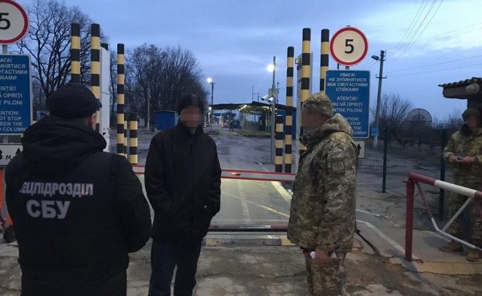 Из Украины выдворили еще одного криминального «авторитета»
