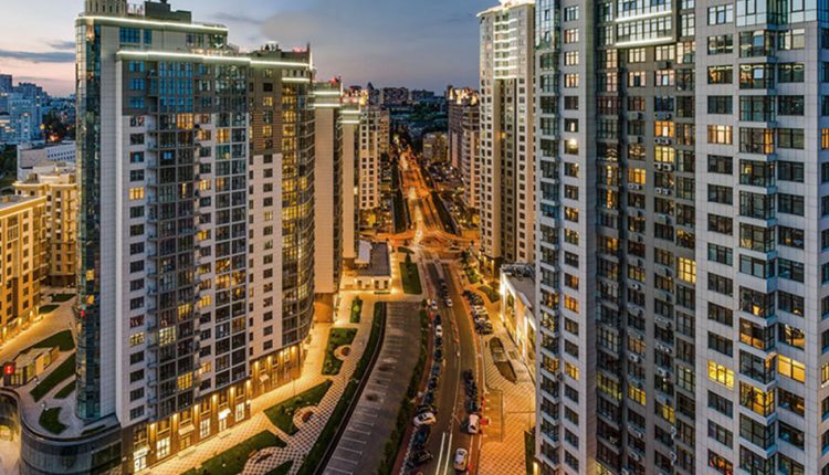 Мариупольский тесть киевского следователя купил две квартиры на Печерске