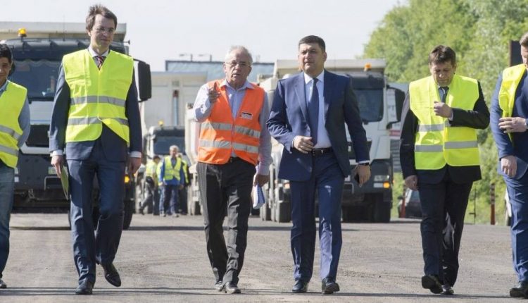 Михаил Подоляк: «Мальчики из песочницы»