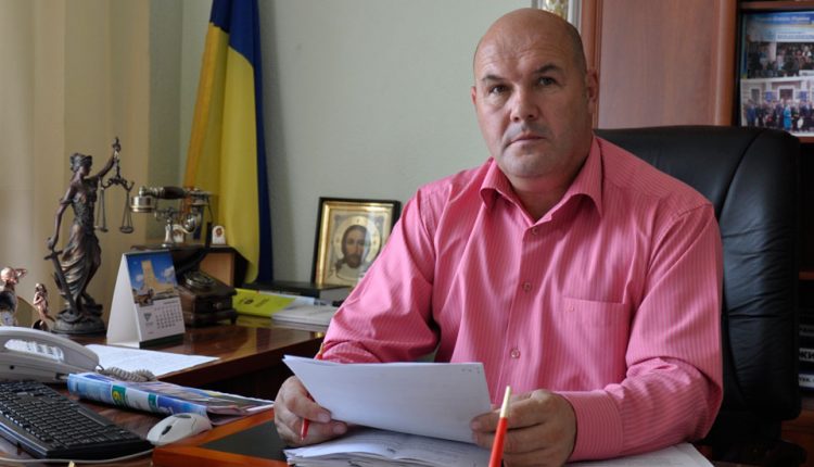 Мэр Богуслава продал недвижимость за 157 тысяч