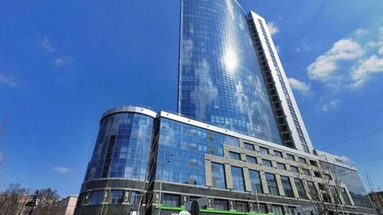 Экс-нардеп Столар покупает киевский бизнес-центр «Парус»