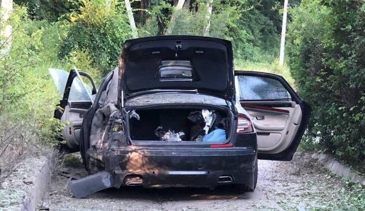 В Харькове взорвали авто директора фармацевтической фабрики