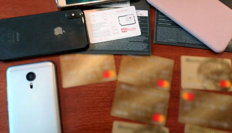 Мошенники продали через Интернет несуществующую мебель на 600 тысяч
