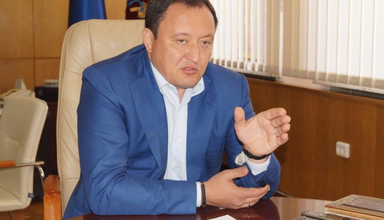 У семьи губернатора Брыля обнаружили 60 банковских счетов