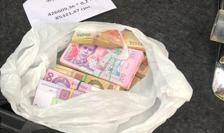Сотрудников аэропорта «Борисполь» задержали на взятке в 140 тысяч