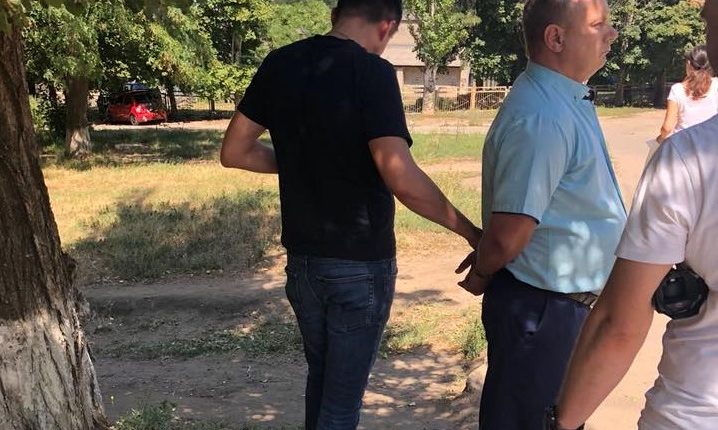 СБУ задержала чиновника Гоструда, вымогавшего у бизнесмена 1 млн