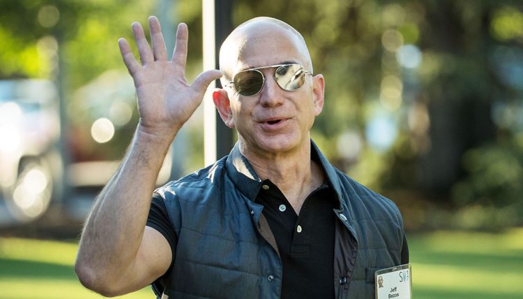 Капитализация Amazon превысила $1 трлн