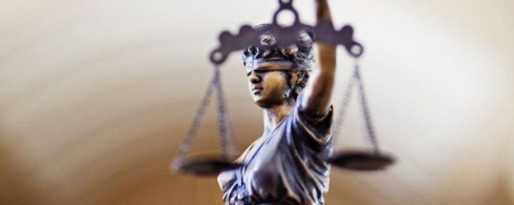 В Киеве следователь полиции незаконно изъял у бизнесмена имущество на 30 млн