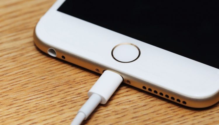iPhone самостоятельно забронировал своей хозяйке президентский номер в отеле