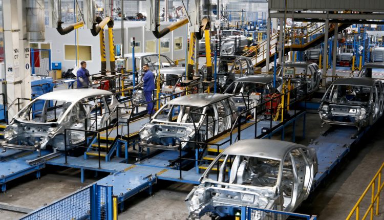 Ford Motor уволит 20 тысяч сотрудников